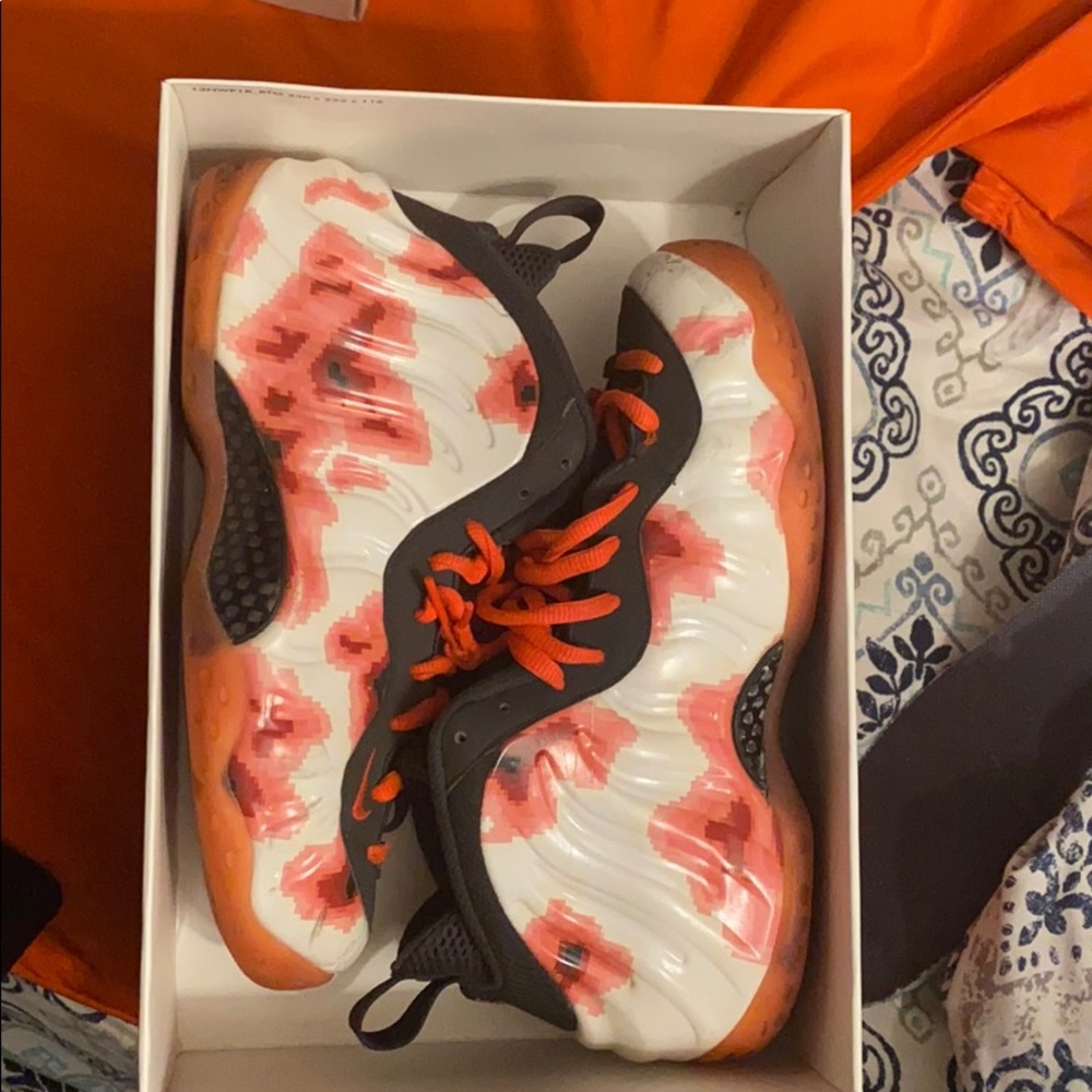 9.5 Nike Air Foamposite one PRM with box - Picture 3 of 4